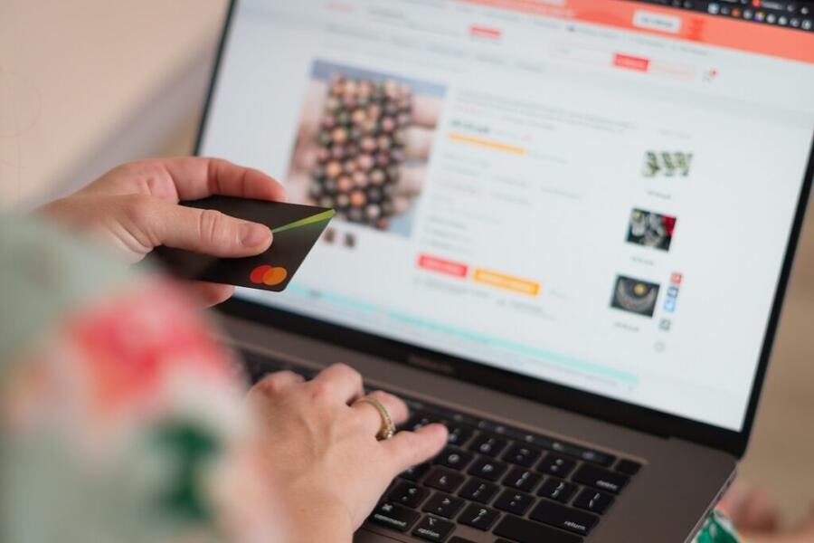 What is a Digital Sales Content Hub?